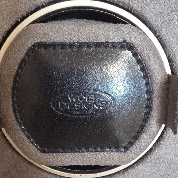Black Leather Watch Winder - Picture 4 of 6